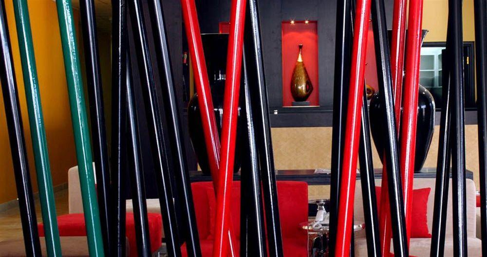 Midan Hotel Suites Маскат Екстериор снимка