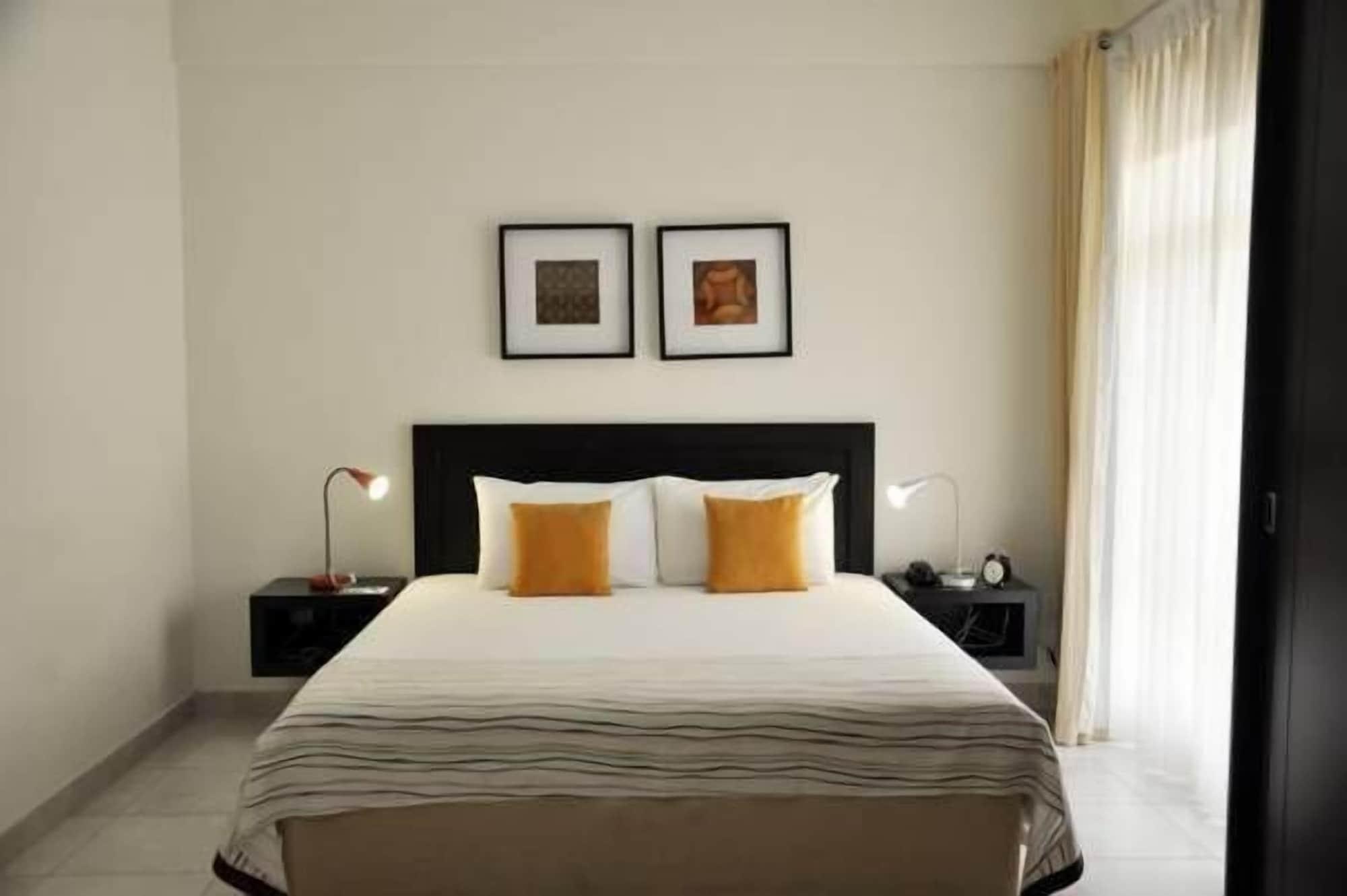 Midan Hotel Suites Маскат Екстериор снимка