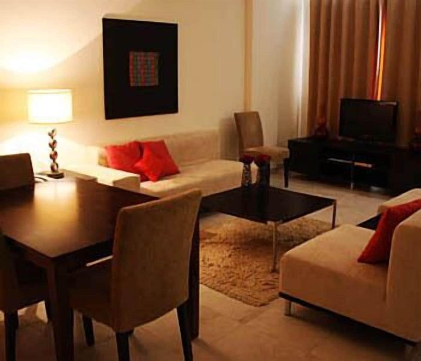 Midan Hotel Suites Маскат Екстериор снимка