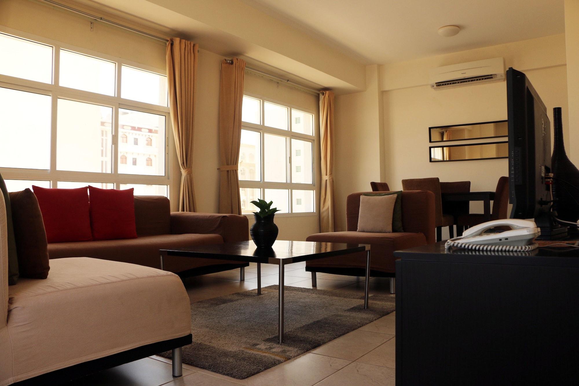 Midan Hotel Suites Маскат Екстериор снимка