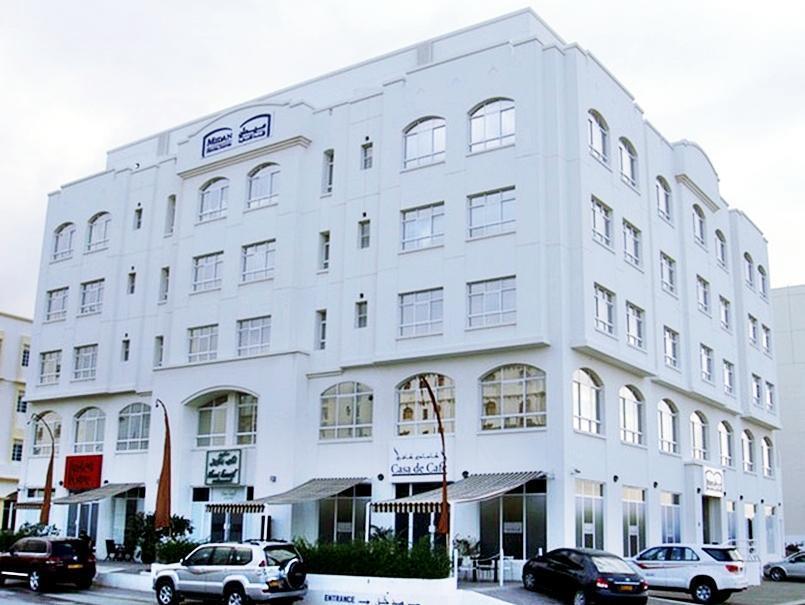 Midan Hotel Suites Маскат Екстериор снимка